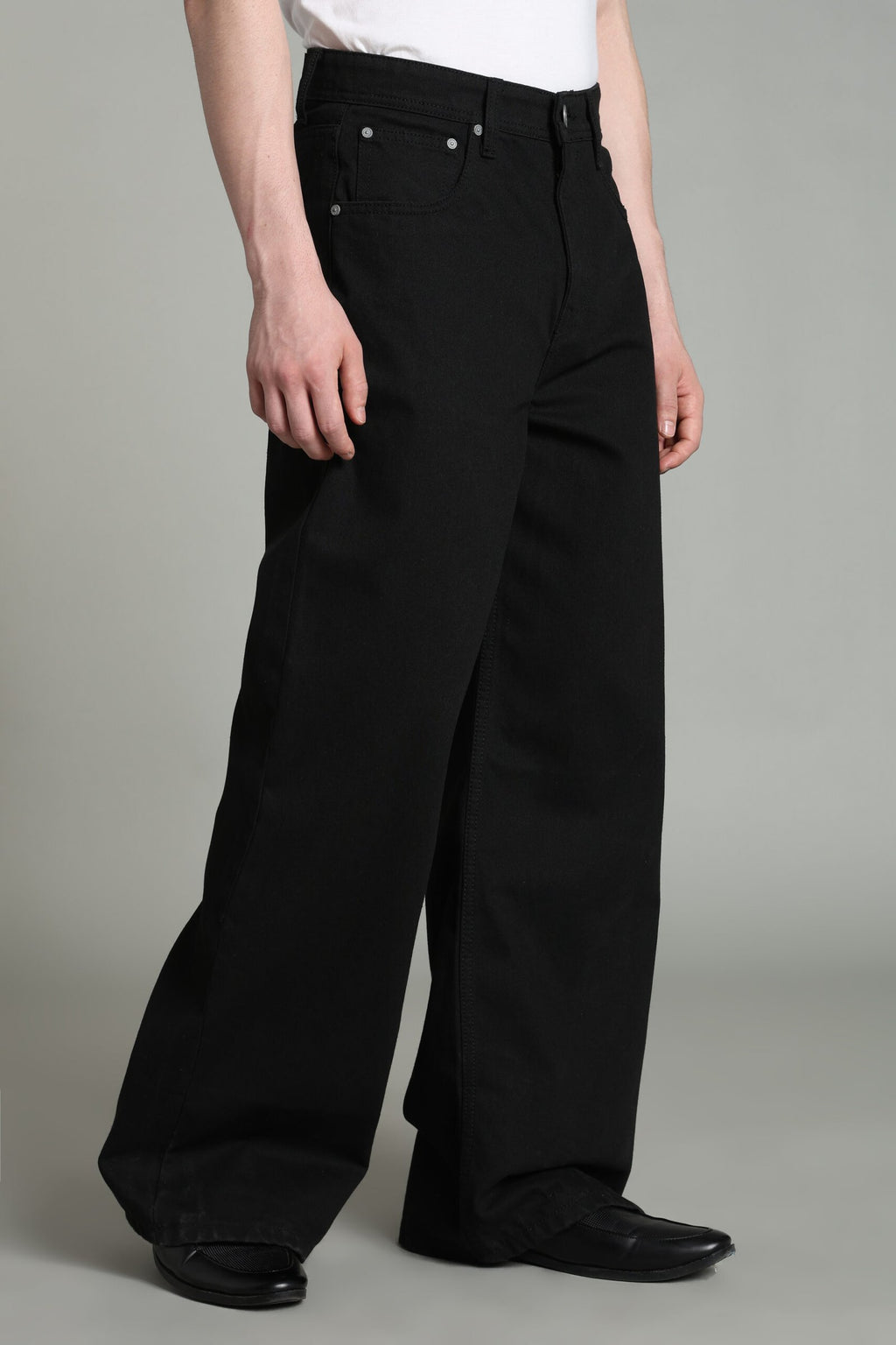 Black Wide Leg Fit
