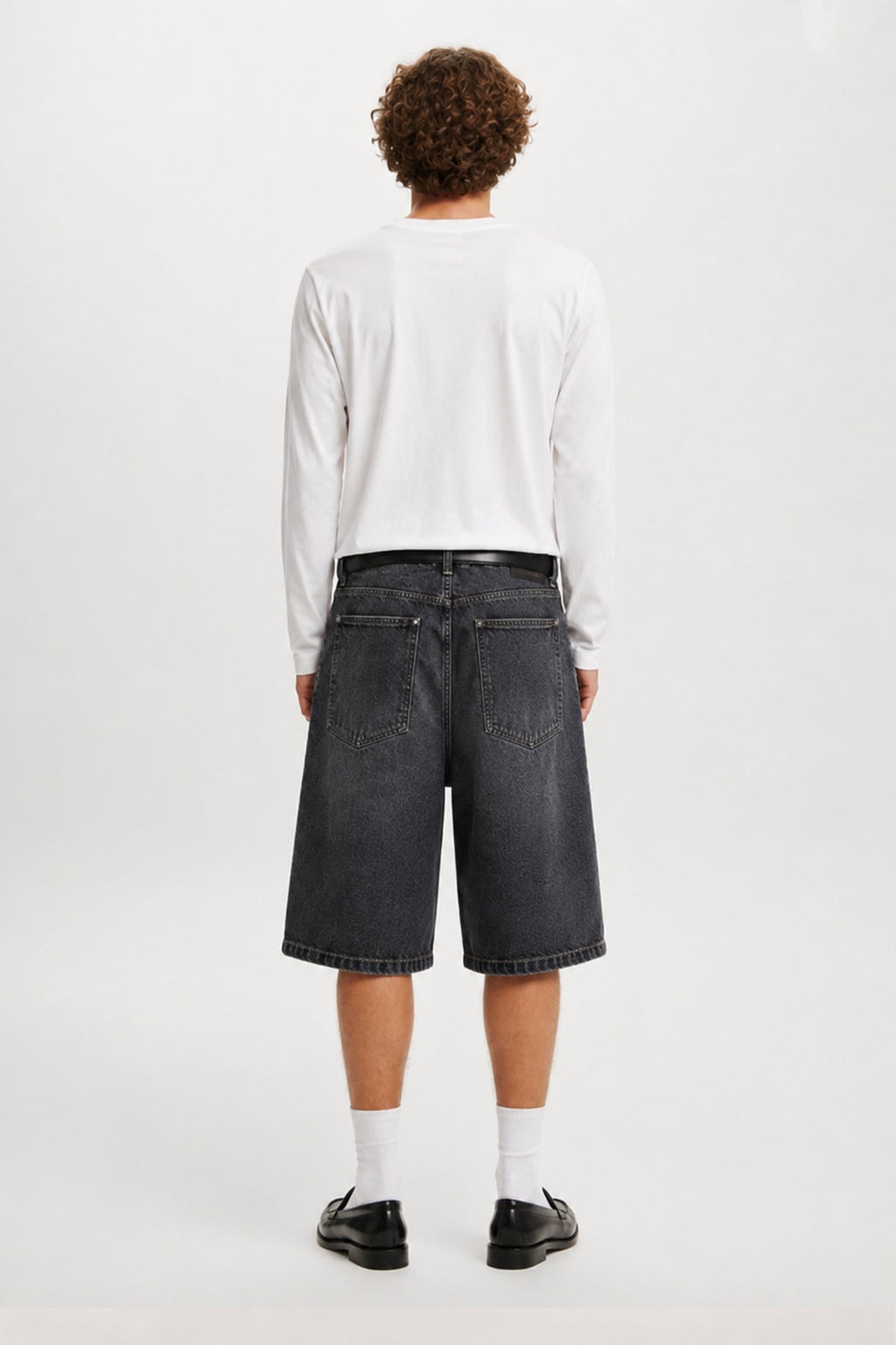 HILLOVER — Relaxed Dark Wash Jorts