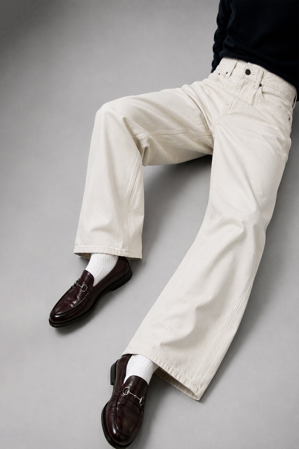 white Baggy Fit