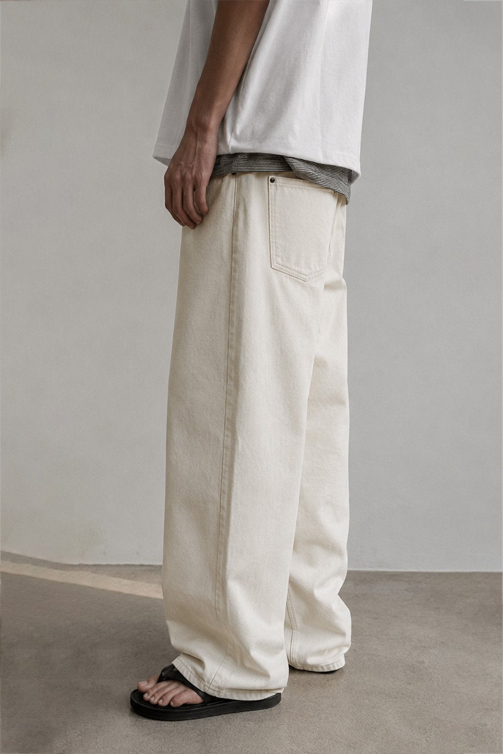 white Baggy Fit